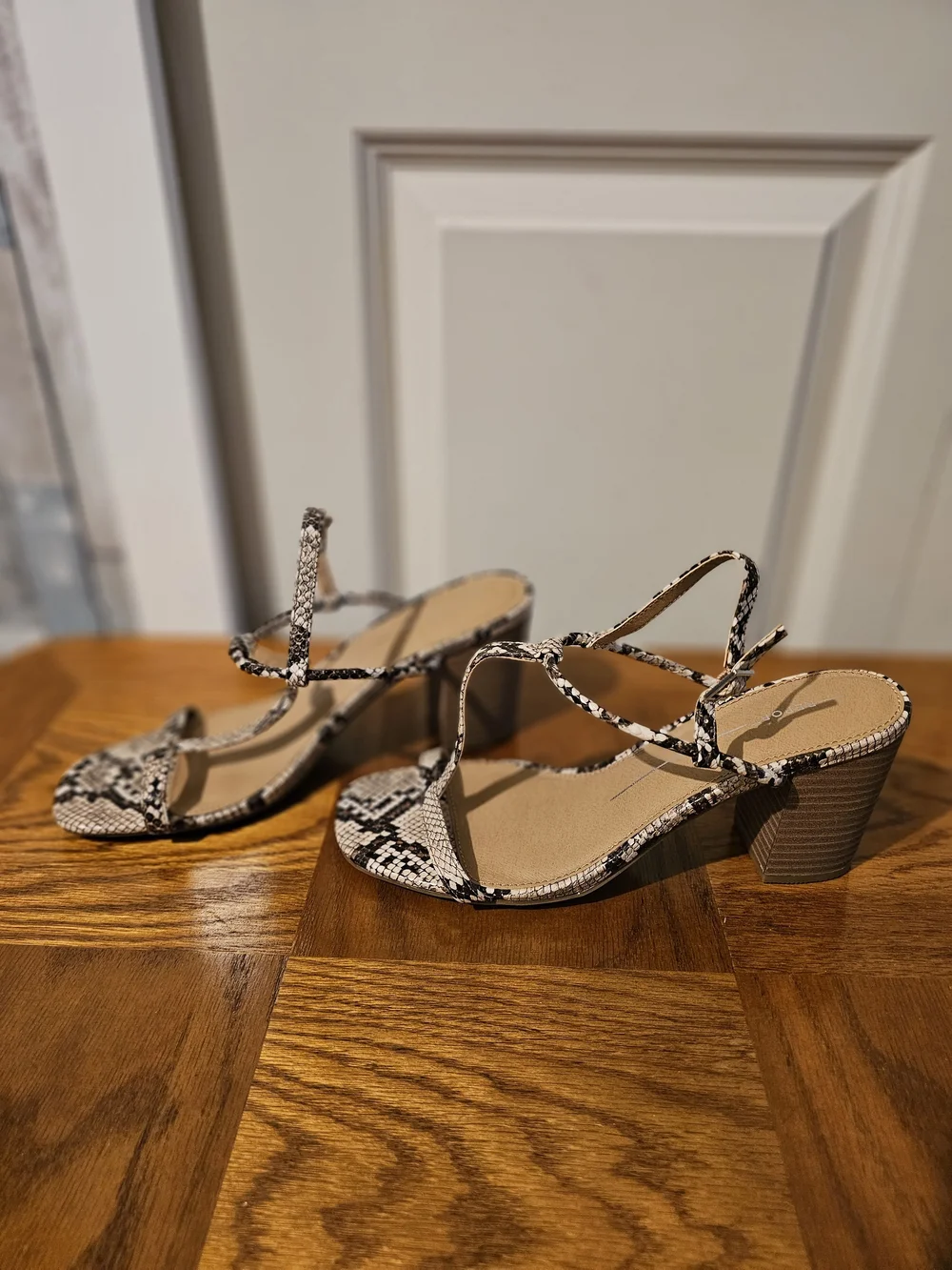 Report Snake-Print Strappy Block Heel Sandals - Black & White Sz8